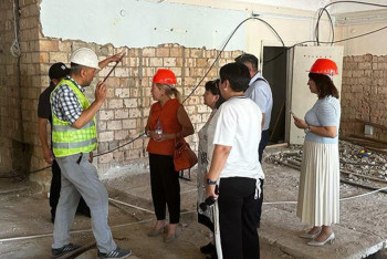 Фотография к новости: Алматыда 11 мектеп оқу жылына дайын емес