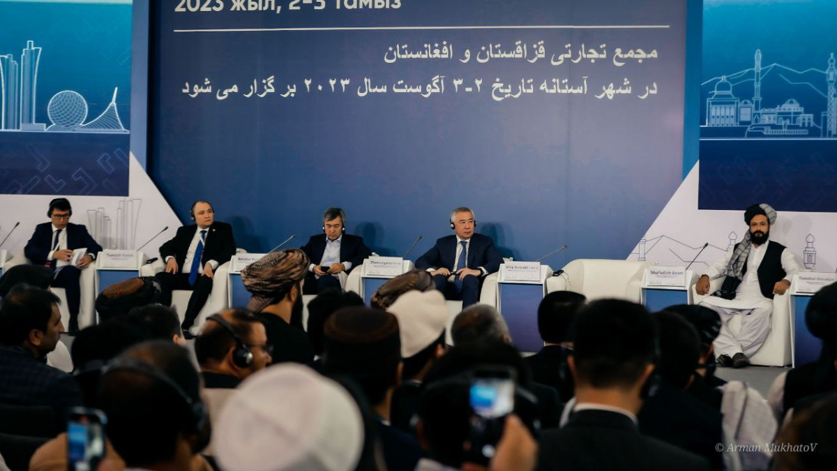  Арман Мухатов  