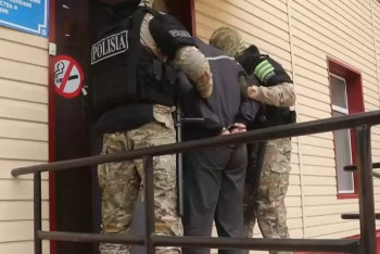 Фотография к новости: Абақтыда жатып телефонмен адамдарды алдаған