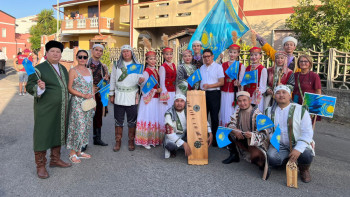 Фотография к новости: Маңғыстаулық жастар Италияда өнер көрсетті