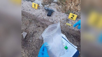 Фотография к новости: Меркіде қараусыз қалған ғимараттан қару-жарақ табылды