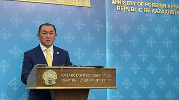 Фотография к новости: СІМ: Қазақстан - Қытай арасындағы визасыз режим жылдың аяғына дейін күшіне енуі мүмкін