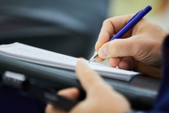 Фотография к новости: Жыл басынан бері мемлекеттік еңбек инспекторлары қанша жұмыскердің құқығын қорғады