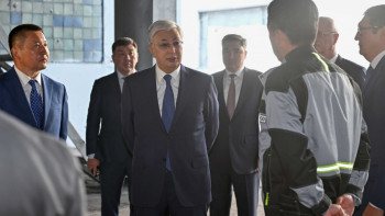 Фотография к новости: Тоқаев Қазақстан жаңа экономикалық модельге көшетінін мәлімдеді