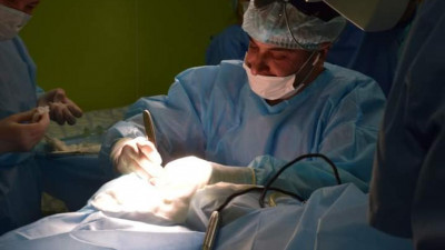 Ресейдің жетекші отохирургы кохлеарлық имплантаттау бойынша 12 операция жасады
