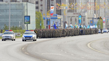 Фотография к новости: Аңыз ұшқыштың 101 жылдығында әскерилер 10,1 шақырымды бағындырады