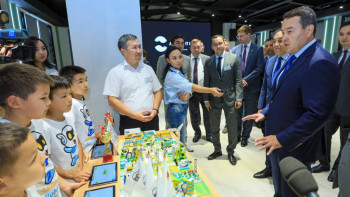 Фотография к новости: Смайылов: Дарынды жастарымызға мемлекеттік қолдау шараларын көрсетеміз