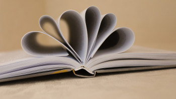 Фотография к новости: Абай күні: Депутаттар ұлы ойшылдың өлеңдерін оқыды