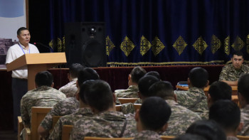 Фотография к новости: Әскери қызметшілерге діни экстремизм қаупі туралы айтылды