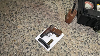 Фотография к новости: Ақтауда күдікті топтан қару-жарақ арсеналы тәркіленді