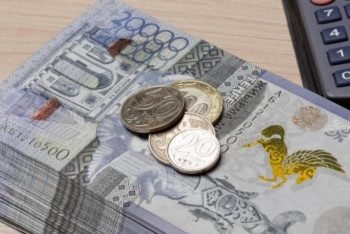 Фотография к новости: Жұмысынан айырылған қанша адам МӘСҚ-тан төлем алды