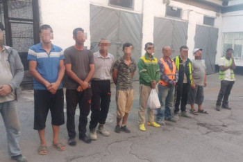 Фотография к новости: Алматыда 55 шетелдік азамат қабылдап-тарату орнына жеткізілді