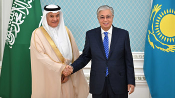 Фотография к новости: Президент Сауд Арабиясының Ауыл шаруашылығы министрін қабылдады