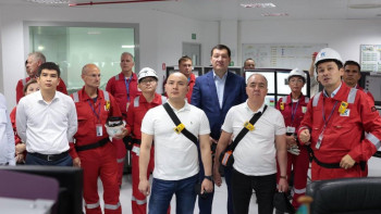 Фотография к новости: Ұлттық экономика министрі Қарашығанақ кен орнында болды