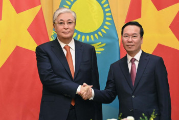 Фотография к новости: Вьетнамның беделін жоғары бағалаймыз - Тоқаев