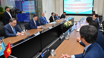 Фотография к новости: Қазақстан мен Вьетнам. Байланысты дамыту перспективалары талқыланды