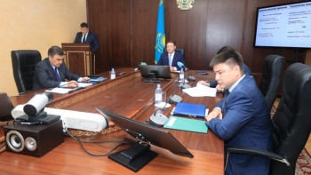 Фотография к новости: Ауылдықтар дәрі-дәрмек іздеп, аудан орталықтарына сабылмауы тиіс - әкім