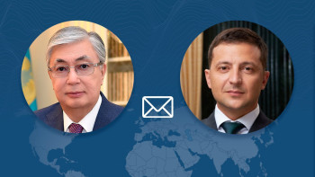 Фотография к новости: Тоқаев Владимир Зеленскийге құттықтау жеделхатын жолдады