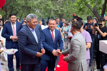 Фотография к новости: Семейде  тұрмыстық зорлық-зомбылық  құрбандарына арналған дағдарыс орталығы ашылды