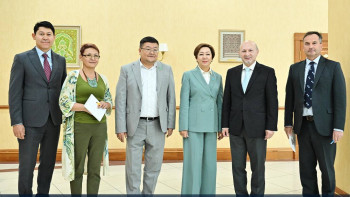 Фотография к новости: Мәжіліс төрағасының орынбасары БҰҰ Бас хатшысының арнайы өкілімен кездесті