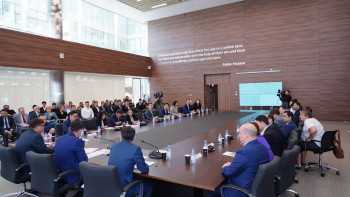 Фотография к новости: ИИДМ халықаралық қаржы ұйымдарынан ірі инвестицияларды тартуды қолға алды