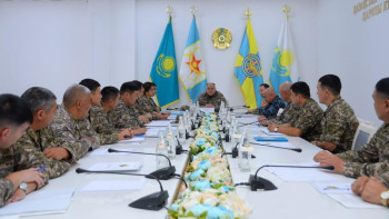 Фотография к новости: Қорғаныс министрлігі күзгі әскерге шақыру науқанына қатысты талқылау өткізді