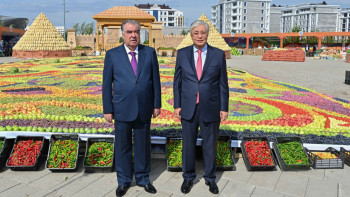 Фотография к новости: Астанада Тәжікстанның көрме-жәрмеңкесі өтіп жатыр