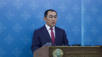 Фотография к новости: Орыс тілінің қолданылу аясы тарылып бара жатыр деген Ресейдің консулы қызметінен кетті-СІМ