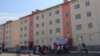 Фотография к новости: Атырауда тұрғындарға 48 пәтерлік тұрғын үй табысталды