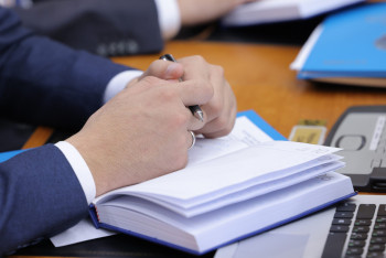 Фотография к новости: Шетелде ғылыми тағылымдамадан өтуге өтінім қабылдау басталды