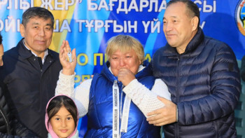 Фотография к новости: Ақтөбеде 20 аз қамтылған отбасы баспаналы болды