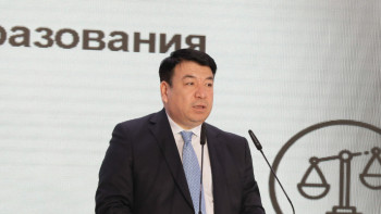 Фотография к новости: Министр жауабы: Жекеменшік мектептерге хиджабпен келуге рұқсат бар ма?