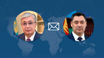 Фотография к новости: Тоқаев Қырғызстан халқын Тәуелсіздік күнімен құттықтады