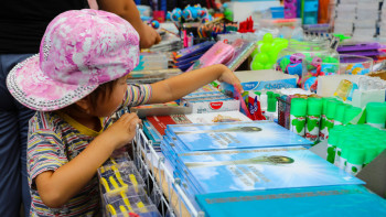 Фотография к новости: Баланы мектепке дайындауға қанша теңге кетті