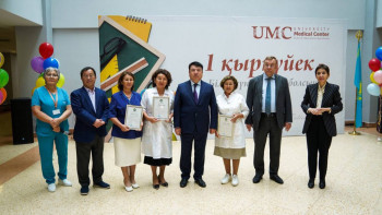 Фотография к новости: Тамара Дүйсенова Ана мен бала орталығына барды