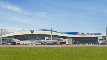 Фотография к новости: Алматы әуежайында көліктерге арналған пандус ашылды