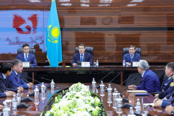 Фотография к новости: Смайылов Шымкент қаласының жаңа әкімі алдына міндеттер қойды