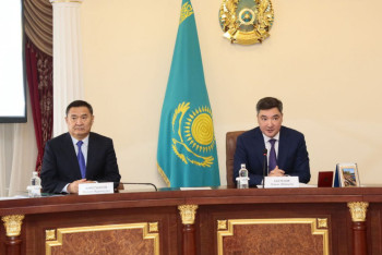Фотография к новости: Президент Әкімшілігінің басшысы Ақмола облысының әкімін таныстырды