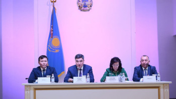 Фотография к новости: Олжас Бектенов  Ақтөбе облысының жаңа әкімін таныстырды