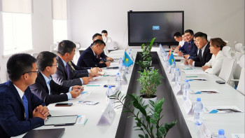 Фотография к новости: Қазақстан мен Қытайдың жол ғалымдары ынтымақтастықты нығайтуды көздейді