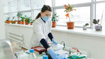 Фотография к новости: Еліміздің үш қаласында коронавирусқа шалдығушылар қатары артып келеді