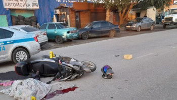 Фотография к новости: Ақтөбеде скутер жүргізушісі жаяу жүргіншіні қағып кетті