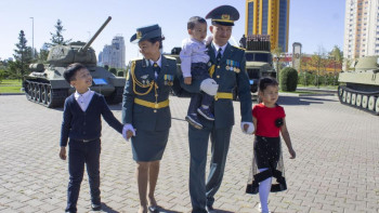 Фотография к новости: Қарулы күштердің әскери қызметшілері Отбасы күнін атап өтті