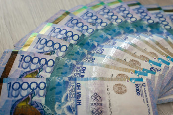 Фотография к новости: Биыл тамызда астаналықтар МӘМС жүйесіне 7,2 млрд теңге жарна аударды