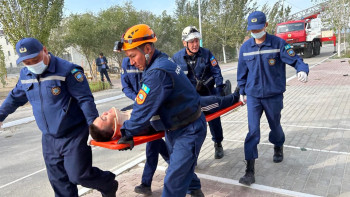 Фотография к новости: Отандық және шетелдік құтқарушылар жер сілкінісіне дайындықты пысықтауда