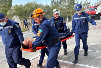 Фотография к новости: Отандық және шетелдік құтқарушылар жер сілкінісіне дайындықты пысықтауда