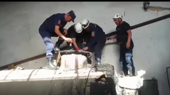 Фотография к новости: Шымкентте битум толы бөшкеге құлап кеткен ер адам тіл тартпай кетті