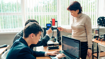Фотография к новости: Мұғалім тапшылығы қалай шешіліп жатыр