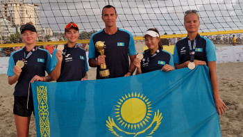 Фотография к новости: Қазақстанның әйелдер құрамасы Олимпиада жолдамасы үшін таласады