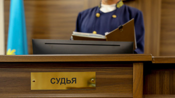 Фотография к новости: Таразда жүргізуші куәлігін "сатқан" алаяқтар сотталды